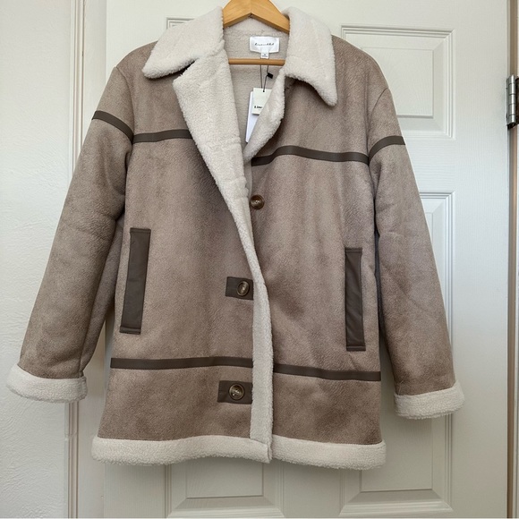 NWT Kinsley Faux Shearling Coat - Picture 6 of 10
